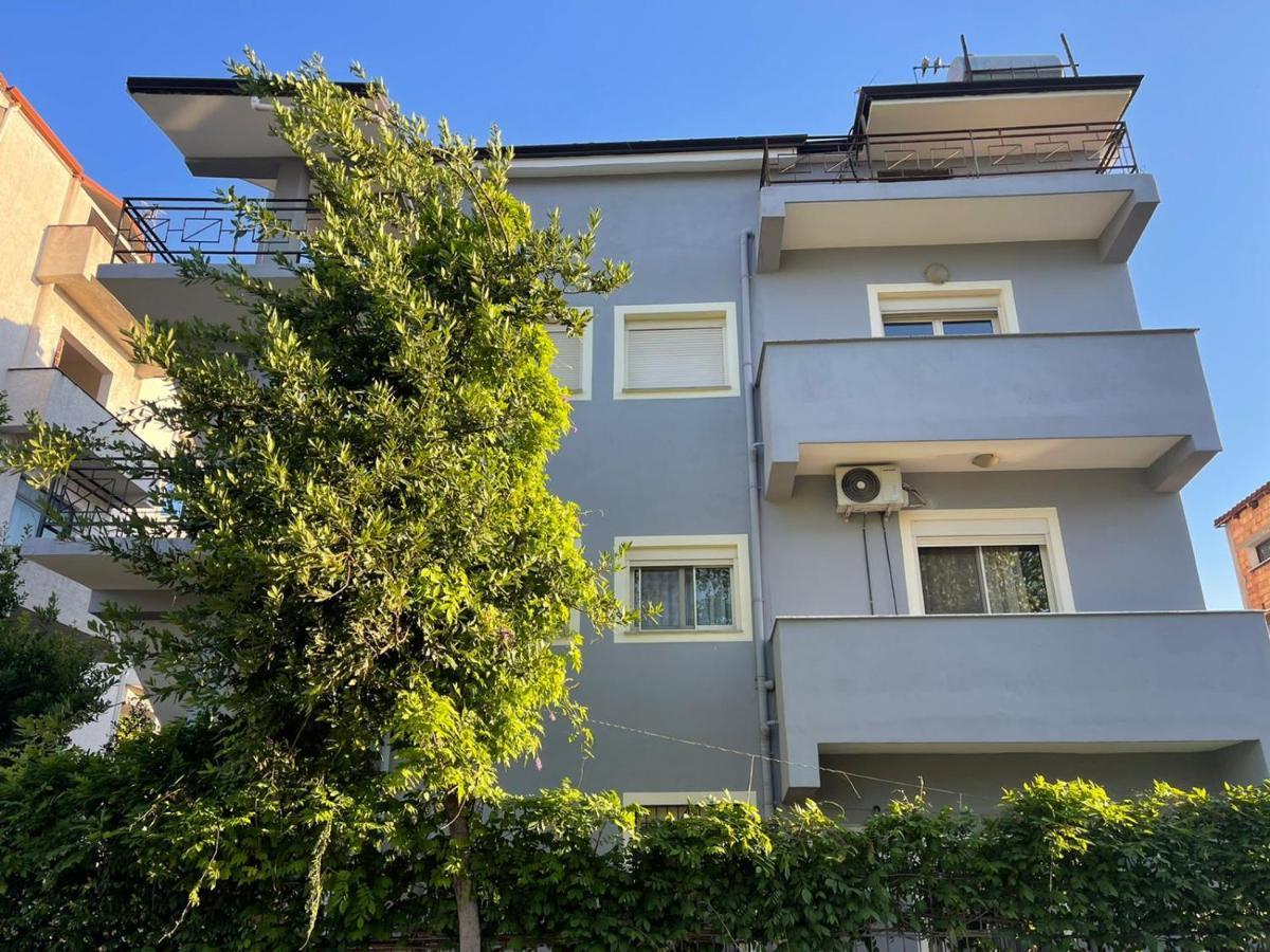 Vivo Apartment Durrës Esterno foto