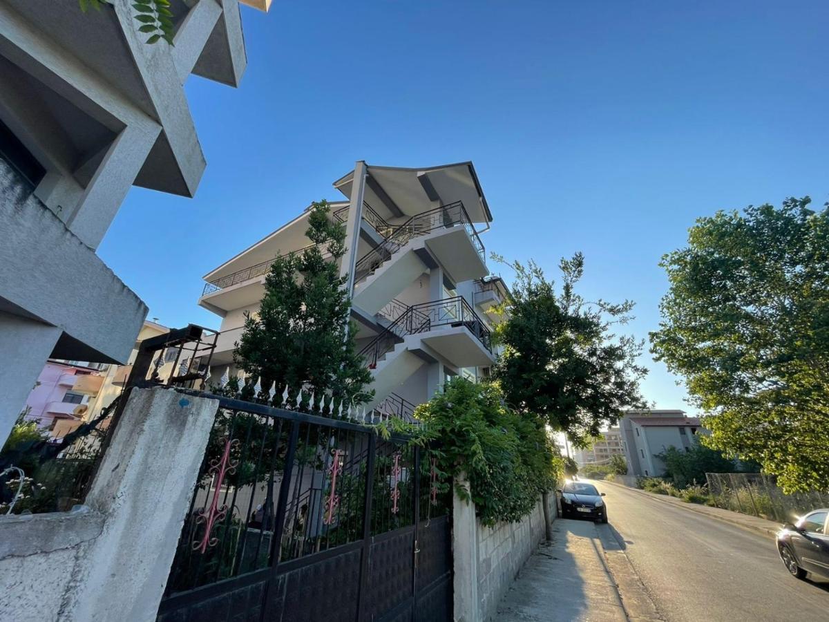 Vivo Apartment Durrës Esterno foto